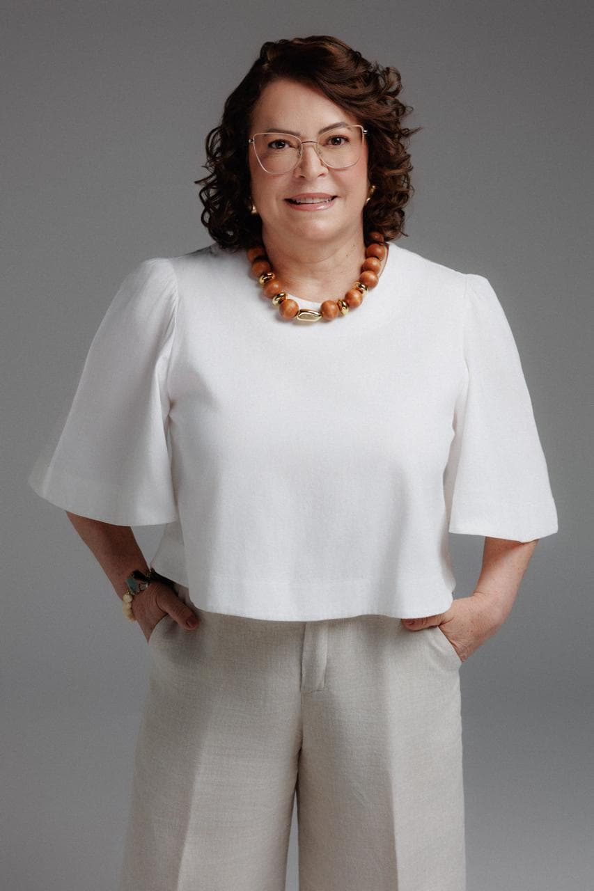 Dra. Ana Virginia Gama